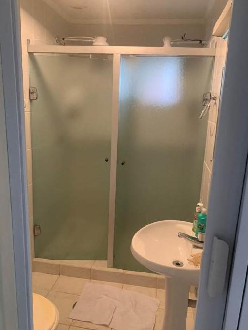 Apartamento 2 Quartos A 5 Minutos A Pe Da Praia Da Enseada Guarujá Exterior foto